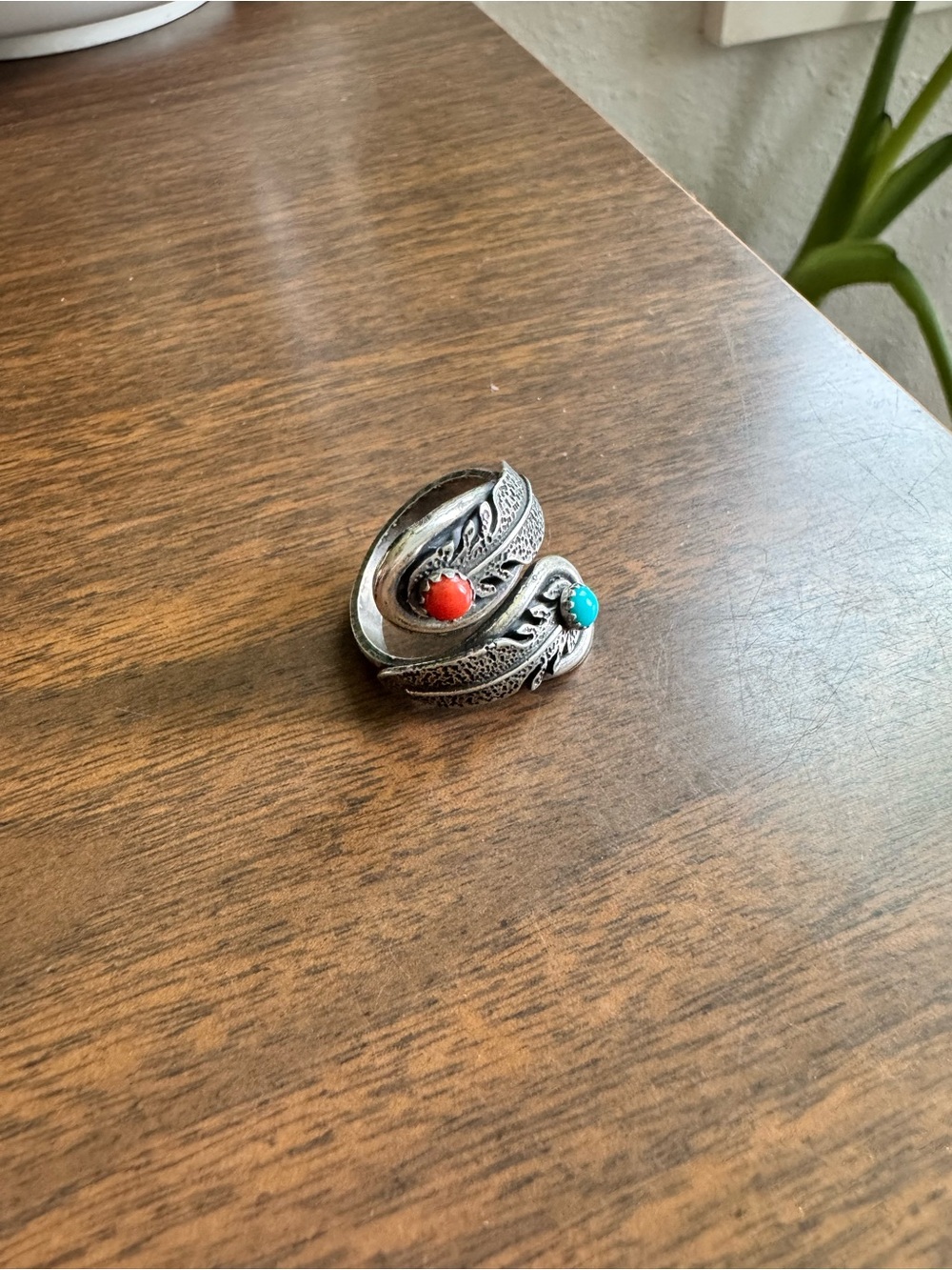 Navajo handmade, stamped, sterling silver turquoise and coral adjustable ring - Picture 4 of 7